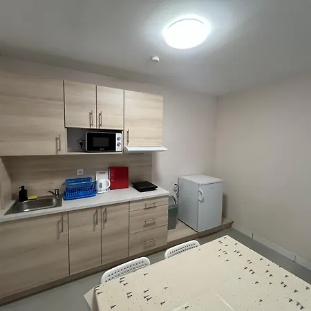 Iza-szondi Homes * Budapest