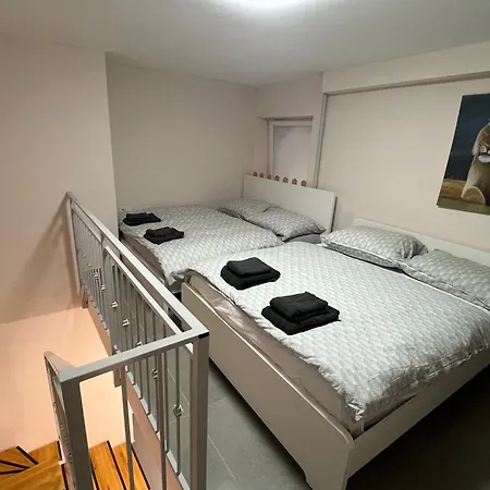 Iza - Szondi Homes 3* Budapesta