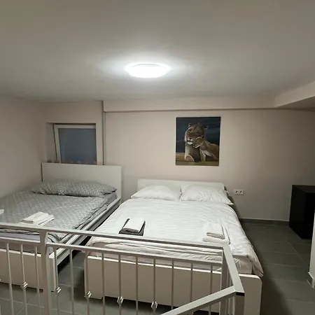 Iza - Szondi Homes B&B 3*